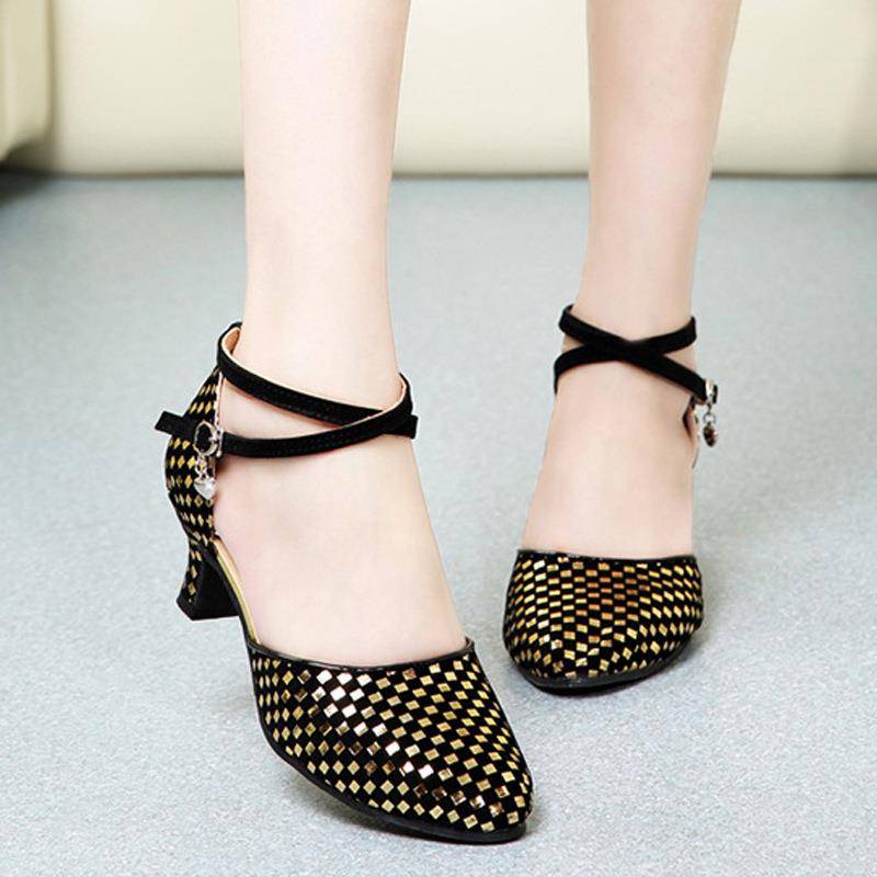 2023 Cross -border women's adult Latin dance shoes dancing shoes moderate friendship dance shoes rubber bottom square dance shoes soft sole
