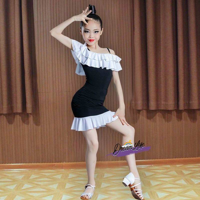 Children's Latin dance service 2024 new girl practice high -end black and white stitching competition regulations for suspender performance set