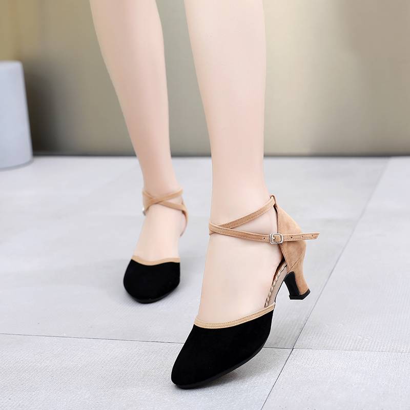 ♪ Quick-haired Latin Shoes ♪