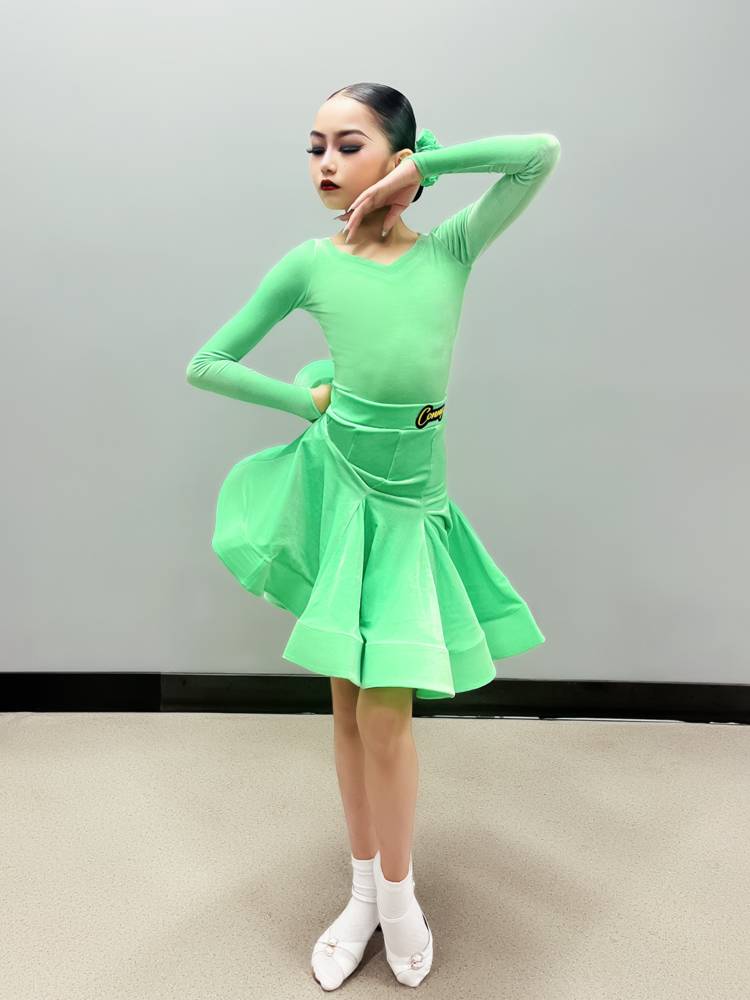 Children's senior version of Black Pond Latin Dance High -end Competition Professional Performance Performance Dance Service Girl 2024 New