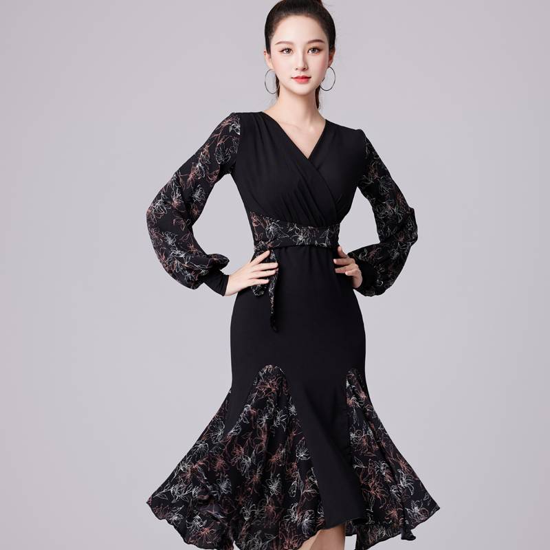 2024 new Latin dance dress dress long -sleeved female adult spring and autumn professional communication dance contest performance dance service