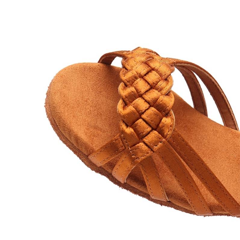 Latin dance shoes girls beginner professional competition, soft bottom, not tired feet, children's flat dance dance training shoes