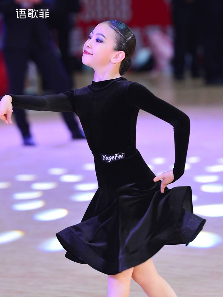 A new velvet for girls in a linguist flaming Latin dance