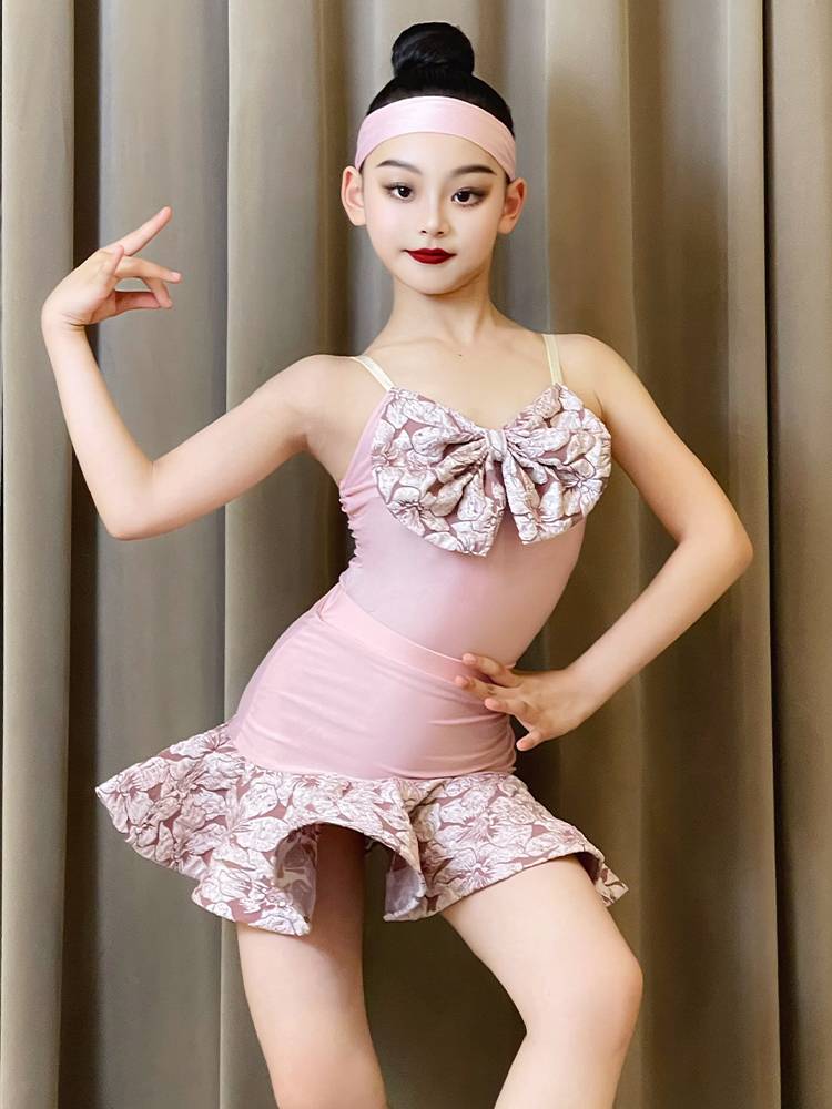 Love Hot Wellading Dance Girl 2024 Summer New Exercise Service Children's Performance Advanced Sensory Dance Skirt Set