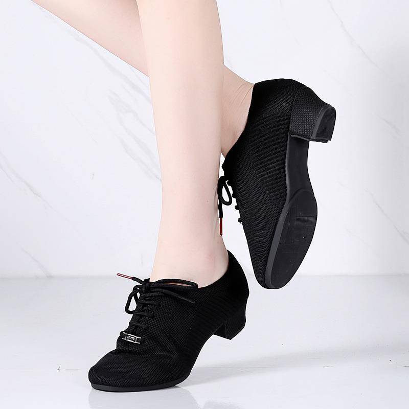 ♪ Flying Latin shoes ♪