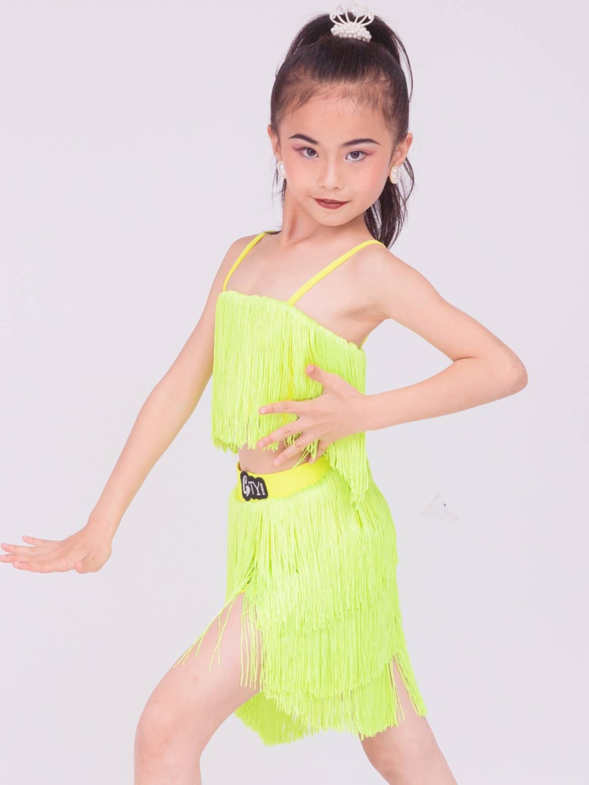 GTY Latin dance service high -level sense 2024 new summer girl suspender stream Su practical performance suit split