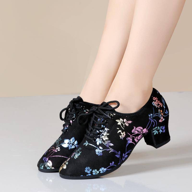 2023 new Latin dance shoes women's dance shoes square dancing shoes adult playwatch dance modern dance women's single shoes