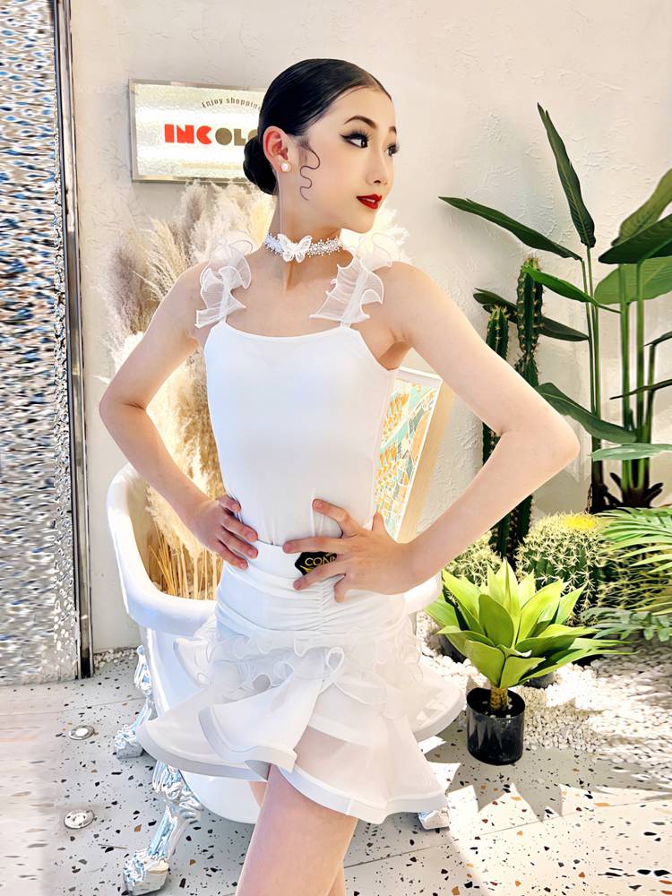 Connie Summer Latin Dance Costume Female Dance Dance Dance Practice Server Performance Sliging Dance Dance Black Skirt