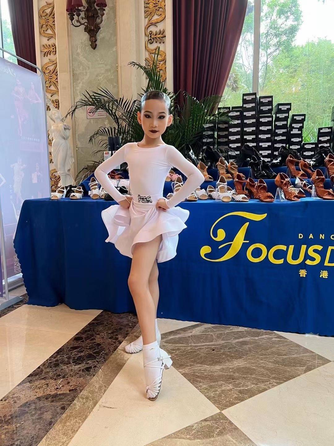 Latin dance white socks Hong Kong Focus Dance Shoes Two Double Custom Logo Mock Socks Black Socks Children