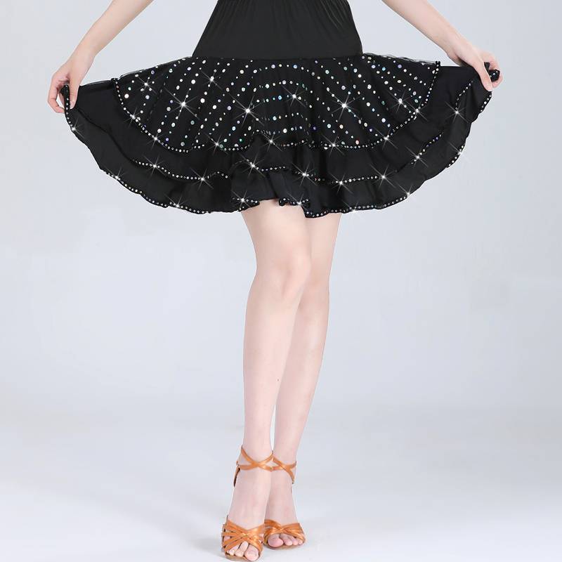 Square dance clothing new half -bodies big skirt sequin performance service Gitta short skirt Latin dance dance skirt female