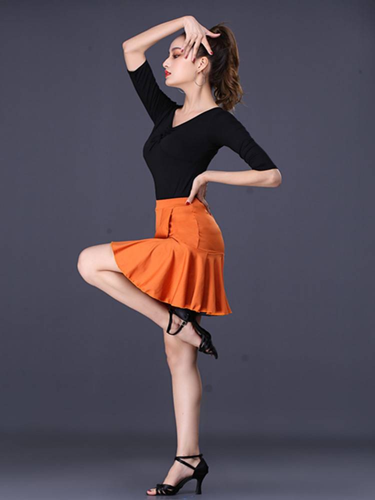 2023 Latin dance skirt Female adult skirt new dancing performance of ruffled skirt professional dance exercises