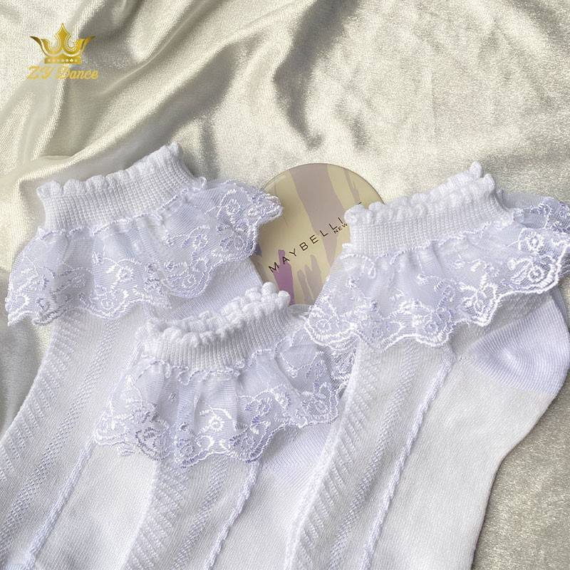 Latin dance spring autumn and winter socks children's children's professional competition dance socks white lace lace dancing socks