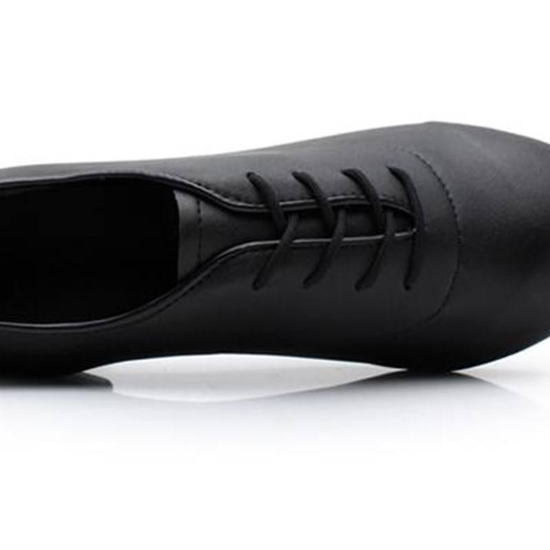New special offer boy boy Latin dance shoes boys dance shoes dance shoes low heels soft leather children's dance shoes four seasons