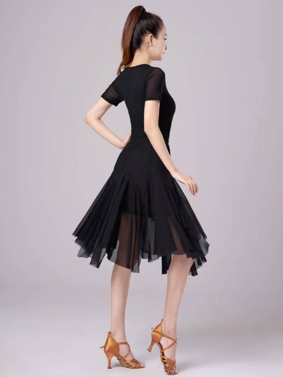 Latin dance dress new white skirt Professional Modern Modern Dance Dance Practice Square Plaza Dance Plants