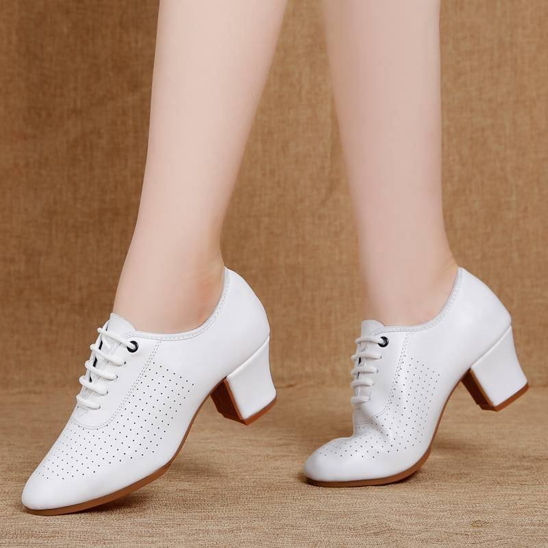 Leather new Latin female adult dance shoes soft sole waterman four seasons mid -high heel modern teacher square dance shoes