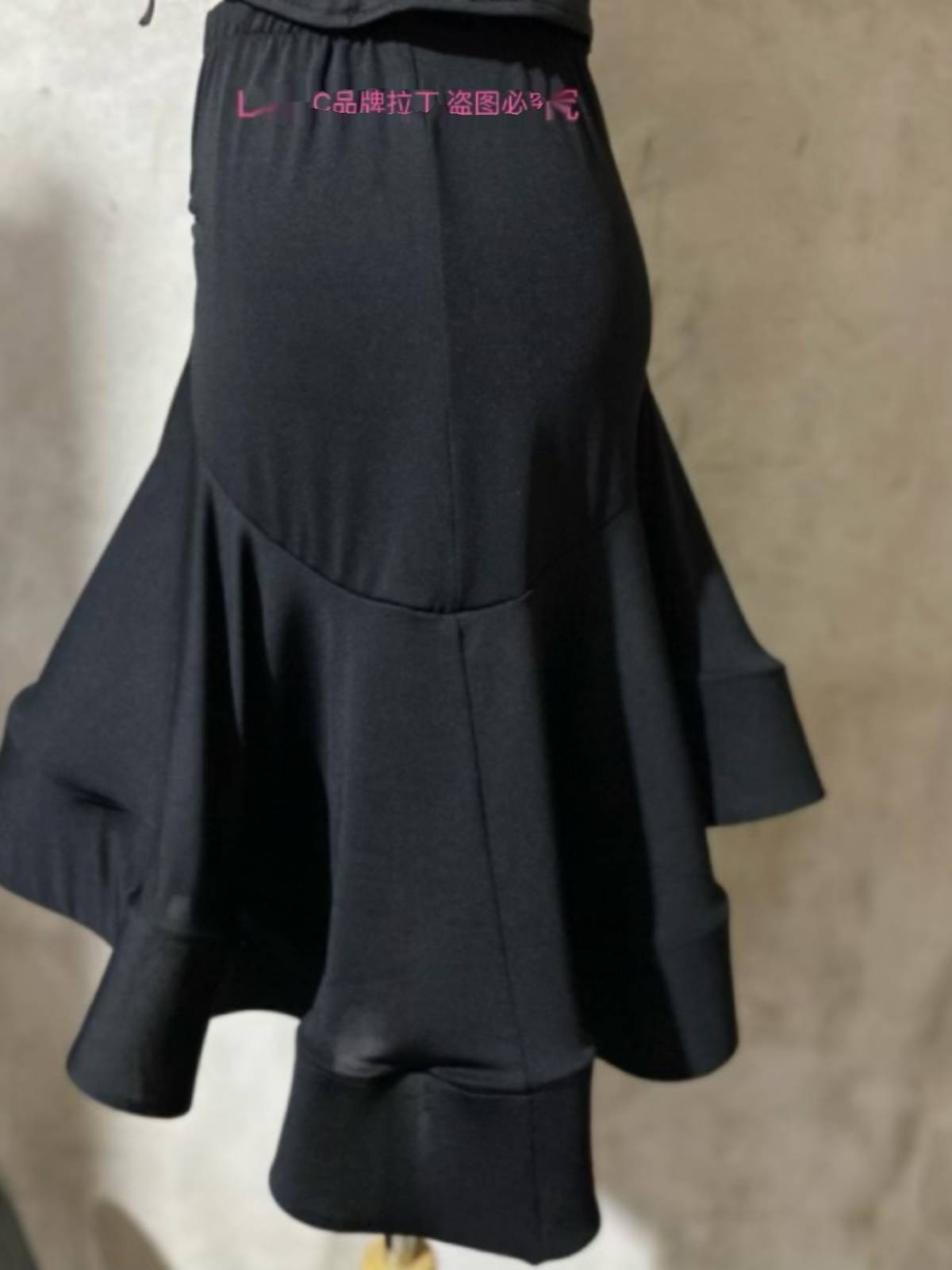 Latin dance fish bone skirt adult female oblique babe hip big skirt performance performance dressing skirt Lunba half body skirt