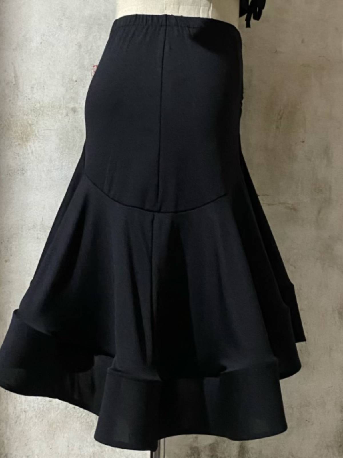 Latin dance fish bone skirt adult female oblique babe hip big skirt performance performance dressing skirt Lunba half body skirt