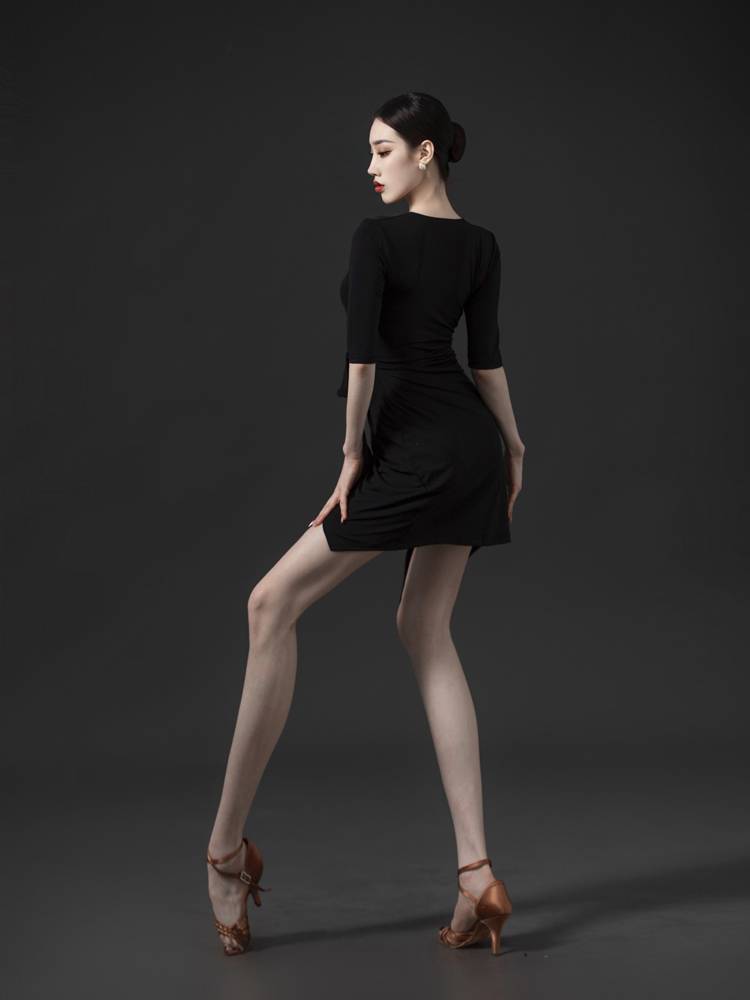 Conny Latin dance clothing female adult modern national standard dance practice performance performance clothing dress in the sleeve