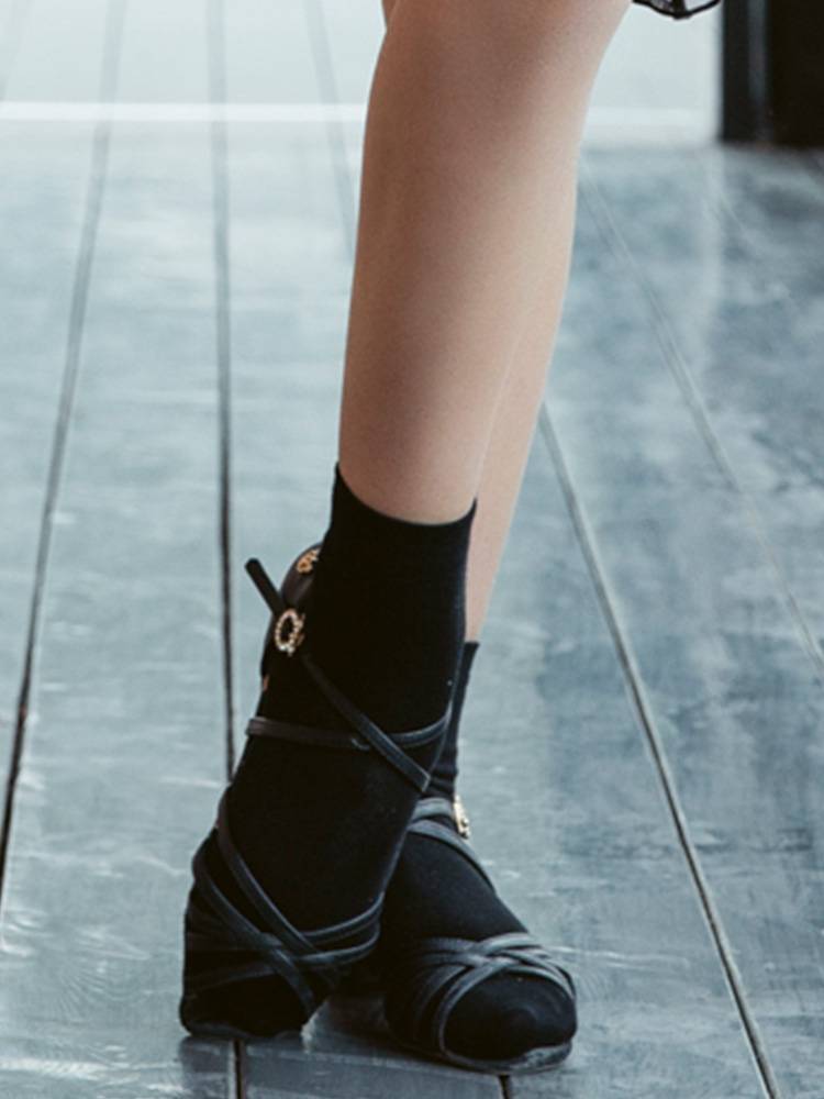 Dynasties Latin dance children practice socks girl socks new whole cotton black socks girl socks girl socks sucking sweat ld01
