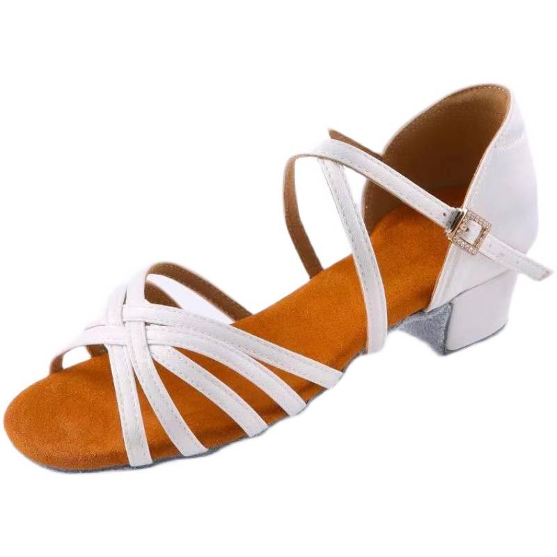 New children's Latin dance shoes girl dance shoes girls soft bottom low -heeled Latin shoes female adult dance shoes