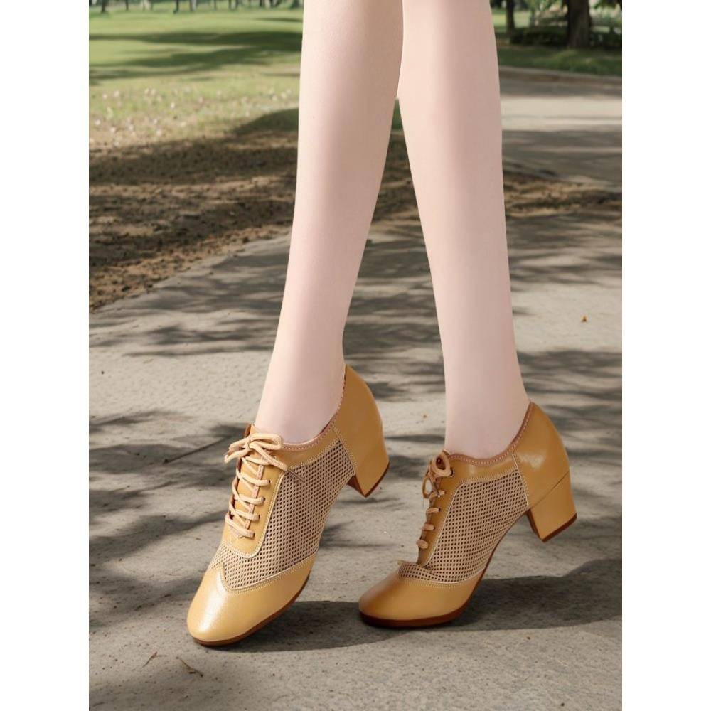 Latin Dance Shoes Female Adult Square dancing shoes network in the middle of summer Latin teacher shoes soft soles practice dance shoes