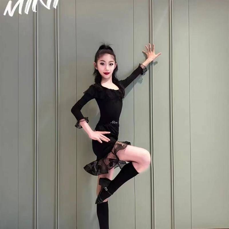 2023 new children's Latin dance service long -sleeved word collar fish bone lace border hip skirt Latin training service