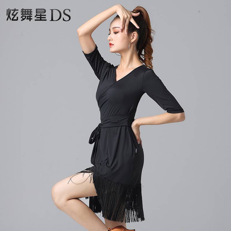 Spot Latin dance service female adult new fringed dress fashion department leading Q skill uniform high -end competition uniform network