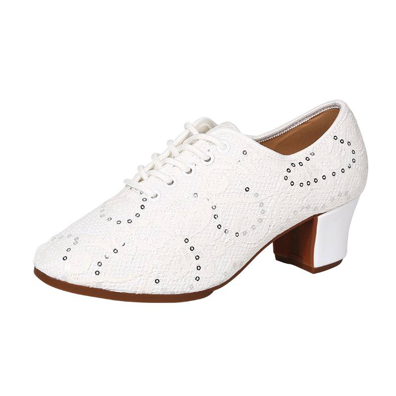 Dance shoes female Latin dance shoes breathable friendship square dance shoes and water soldiers among heel gymnastics dance shoes modern new models