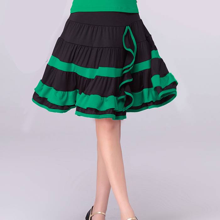 Square dance clothing big skirt in the middle skirt in the middle of the skirt, the elderly dancing skirt children adult Latin dance summer new Gitta