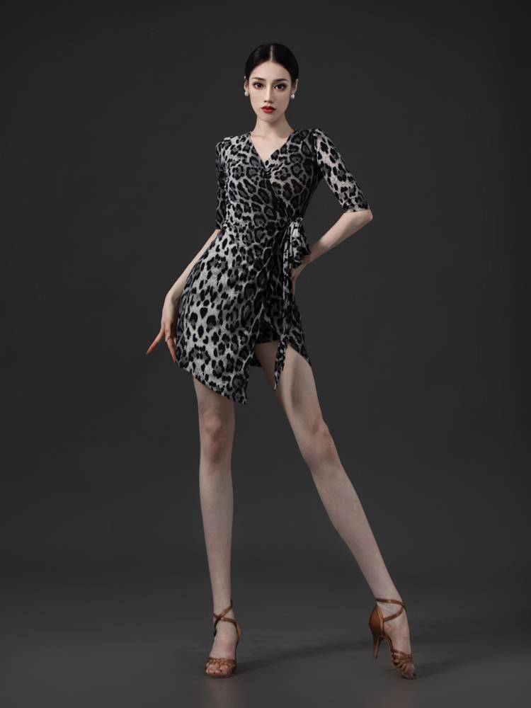Conny Connie Dance Latin Dance dress female middle sleeve summer adult performance performance practice practice service