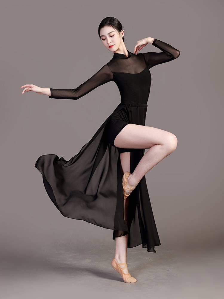 A piece of dance skirt Classical dance open skirt Modern dance half -bodies skirt test exercises performance show performance dancing big skirt