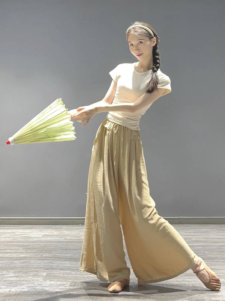Modern dance pants can wear loose and elegant wide leg pants daily