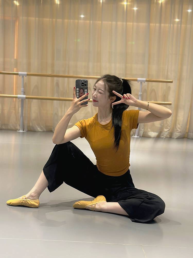 Back waist hollow dance service female short -sleeved summer classical dance modern dance Chinese dance exercise students student body base training service