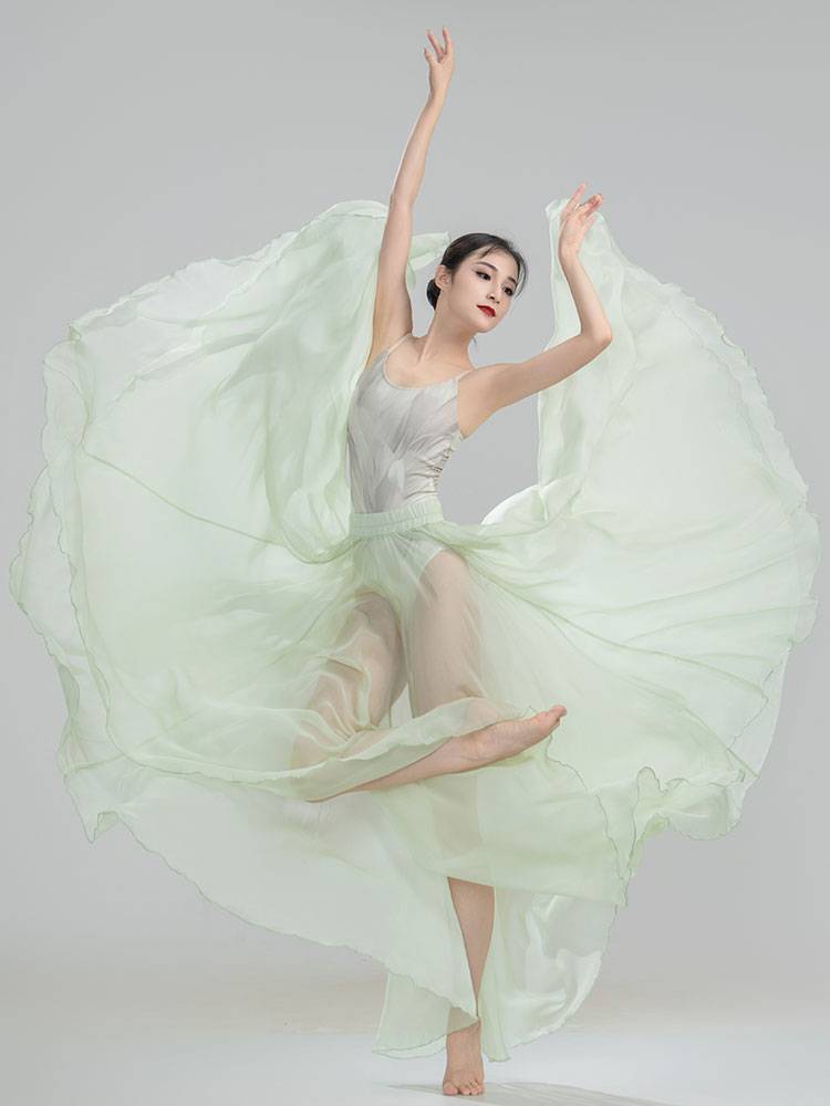 720 -degree Silk Skirt Women's Pine waist tight waist new classical dance service Xinjiang modern practice service light thin skirt