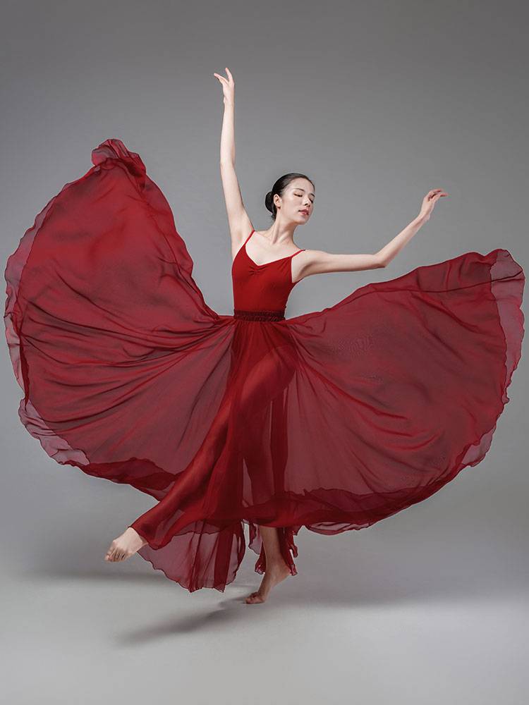 720 -degree Silk Skirt Women's Pine waist tight waist new classical dance service Xinjiang modern practice service light thin skirt