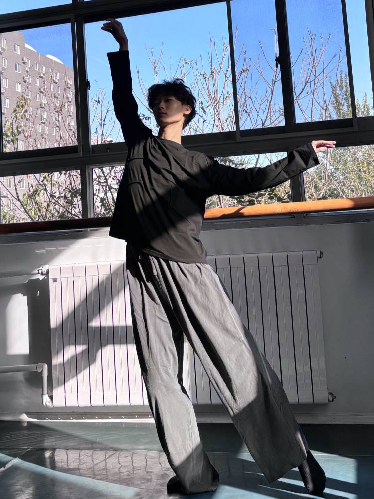 Modern dance wide -legged pants men's and women's same dance students high -level sensor pants show thin practice jazz dance straight pants