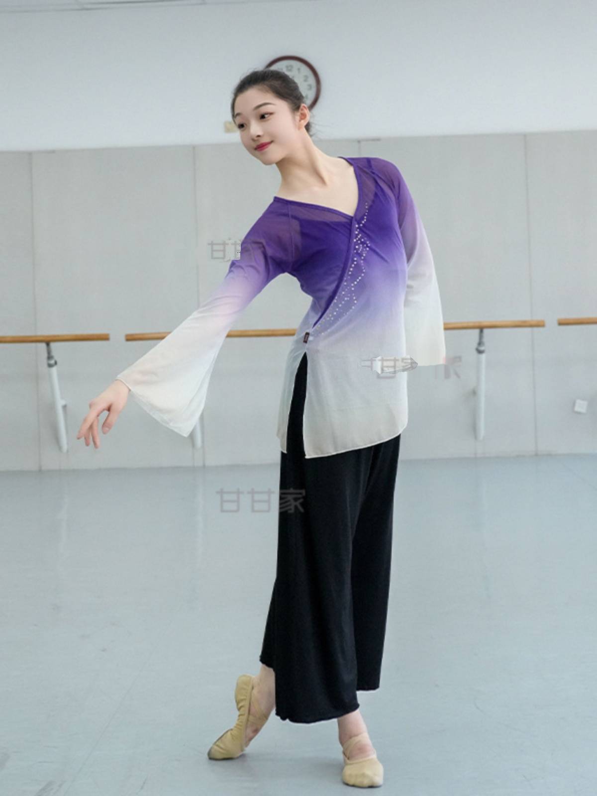 Bei Dance The same classical dance ginematic clothes practice service transition color gradients with elegant short -sleeved top dance dance women