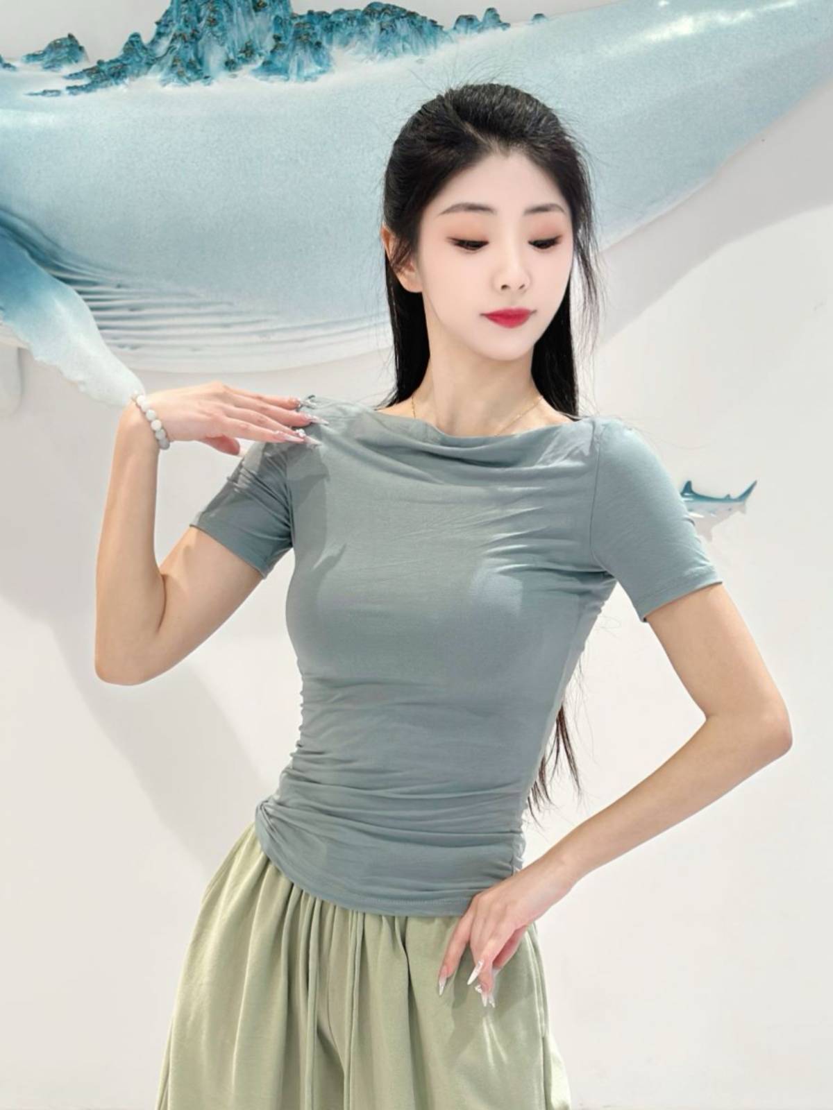 Dance service female word leads short -sleeved slimming and thin classical dance top modern dance -shaped dress Chinese dance exercise uniform
