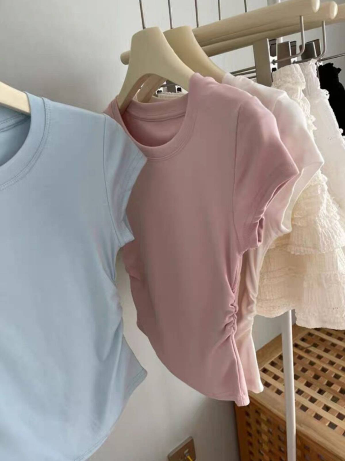 Dance practice service female slim body is thin modern dance students art test clothes top Chinese classical dance base training uniforms
