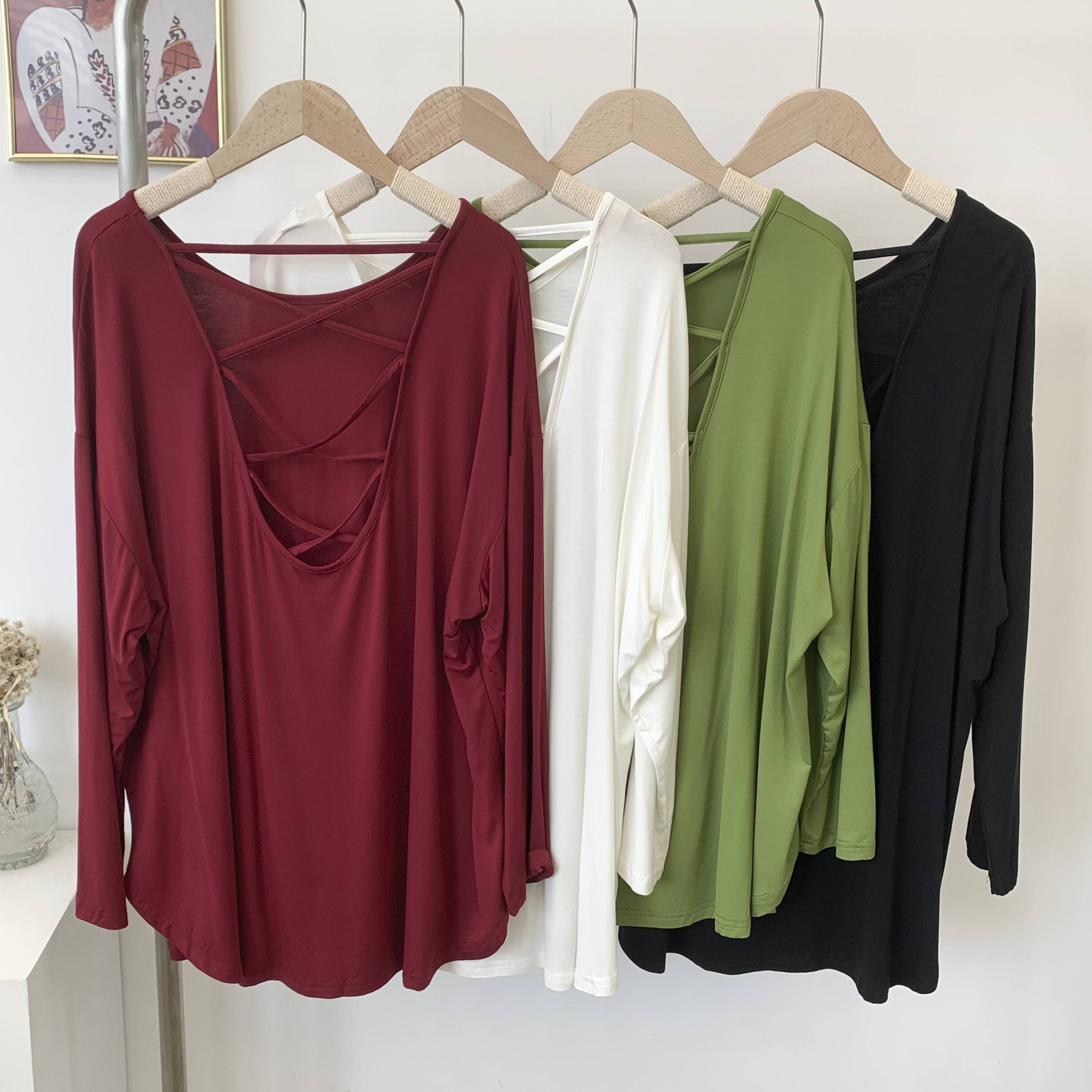 Sexy Back Model Long Sleeve T -shirt Female 2024 Spring New Loose Loose Large Sleeid Sleeve Sleeve Sleeping Top