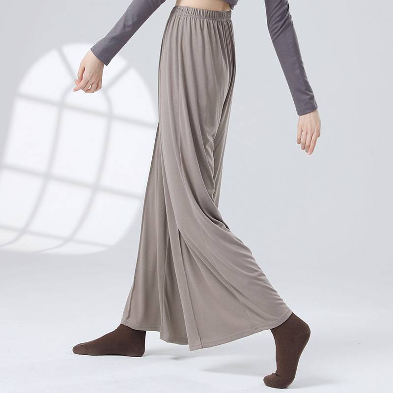 A Chinese classic choreographer for thongs and thongs