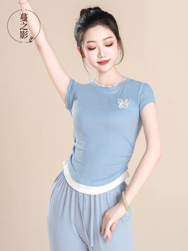The Chinese classic dance dress test for a new summer modern dance dress
