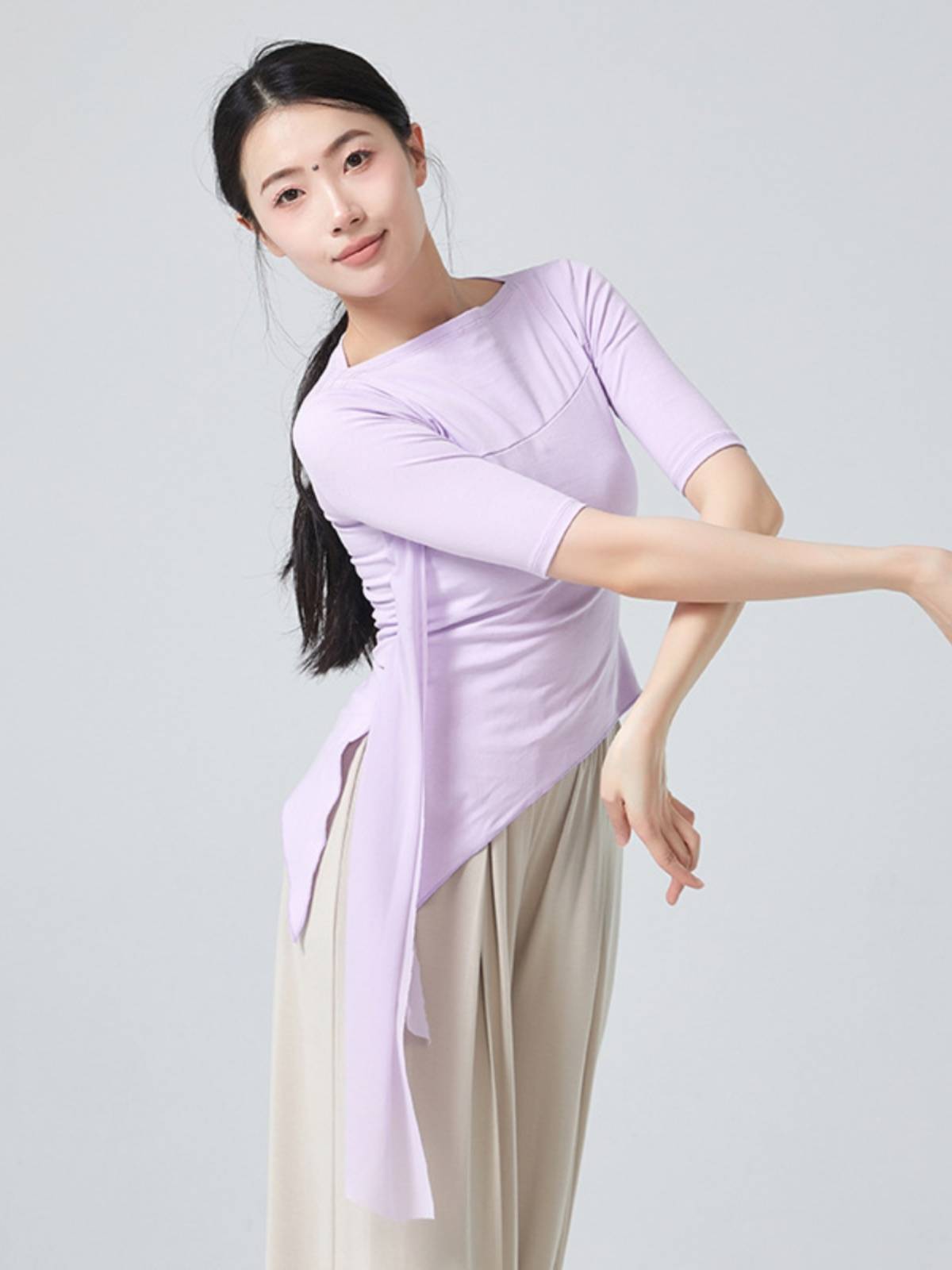 Modern dance exercise women's net gauze stitching irregular mid -sleeved top dance birthday constitution teacher training uniform