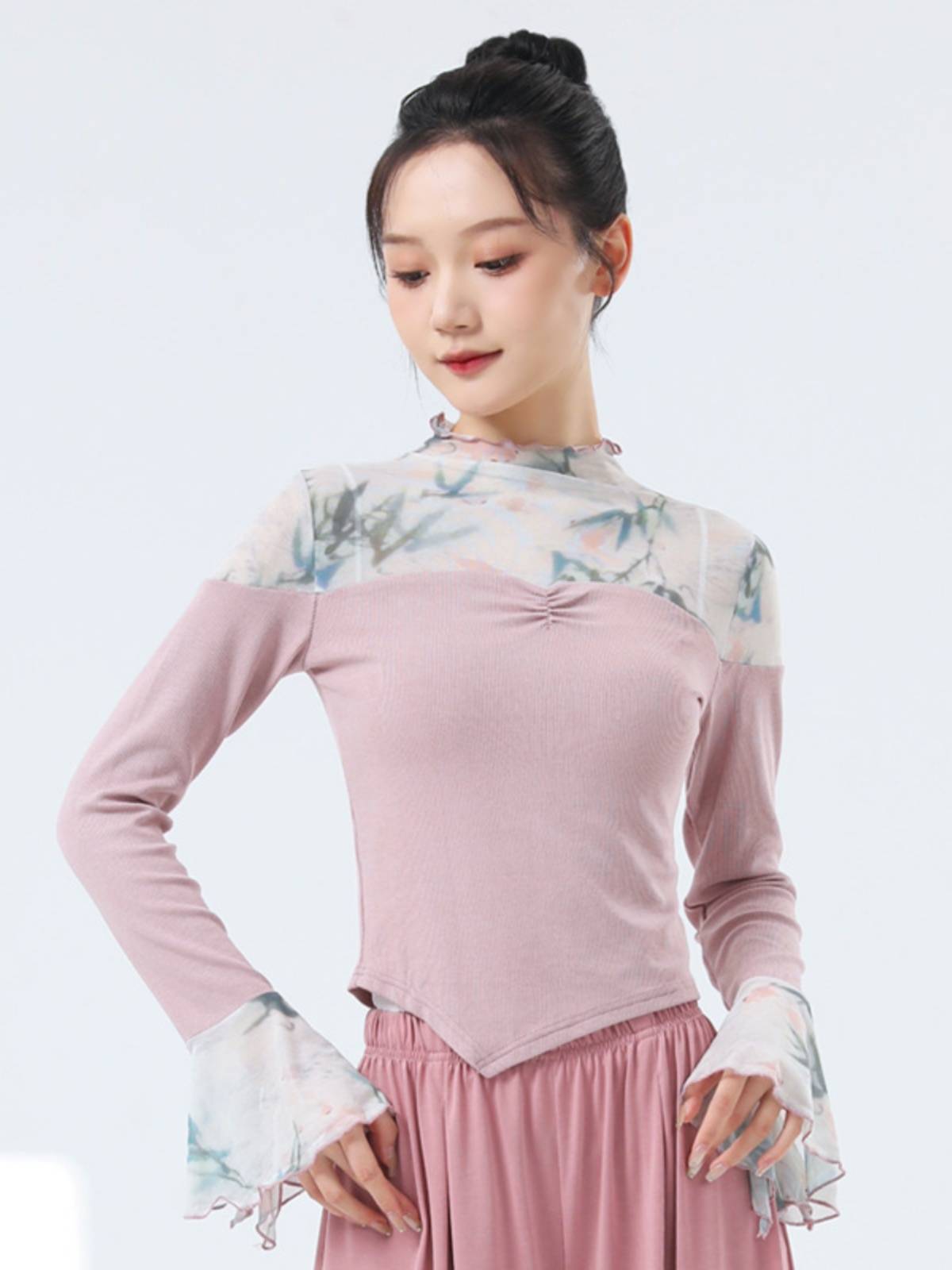 Modern dance exercise female summer splicing gauze sleeve new dance clothing slim net gauze classical dance Chinese style test