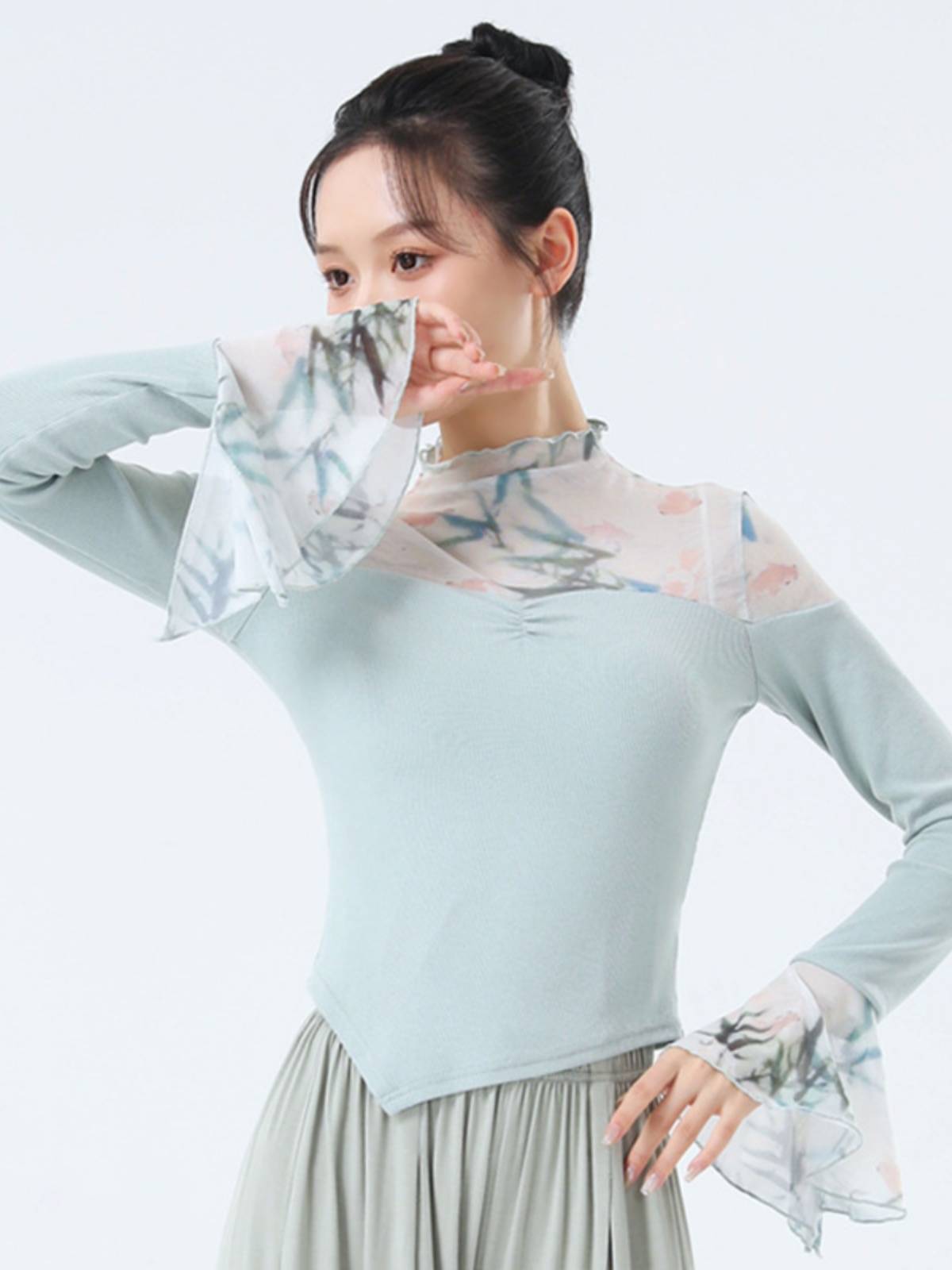 Modern dance exercise female summer splicing gauze sleeve new dance clothing slim net gauze classical dance Chinese style test