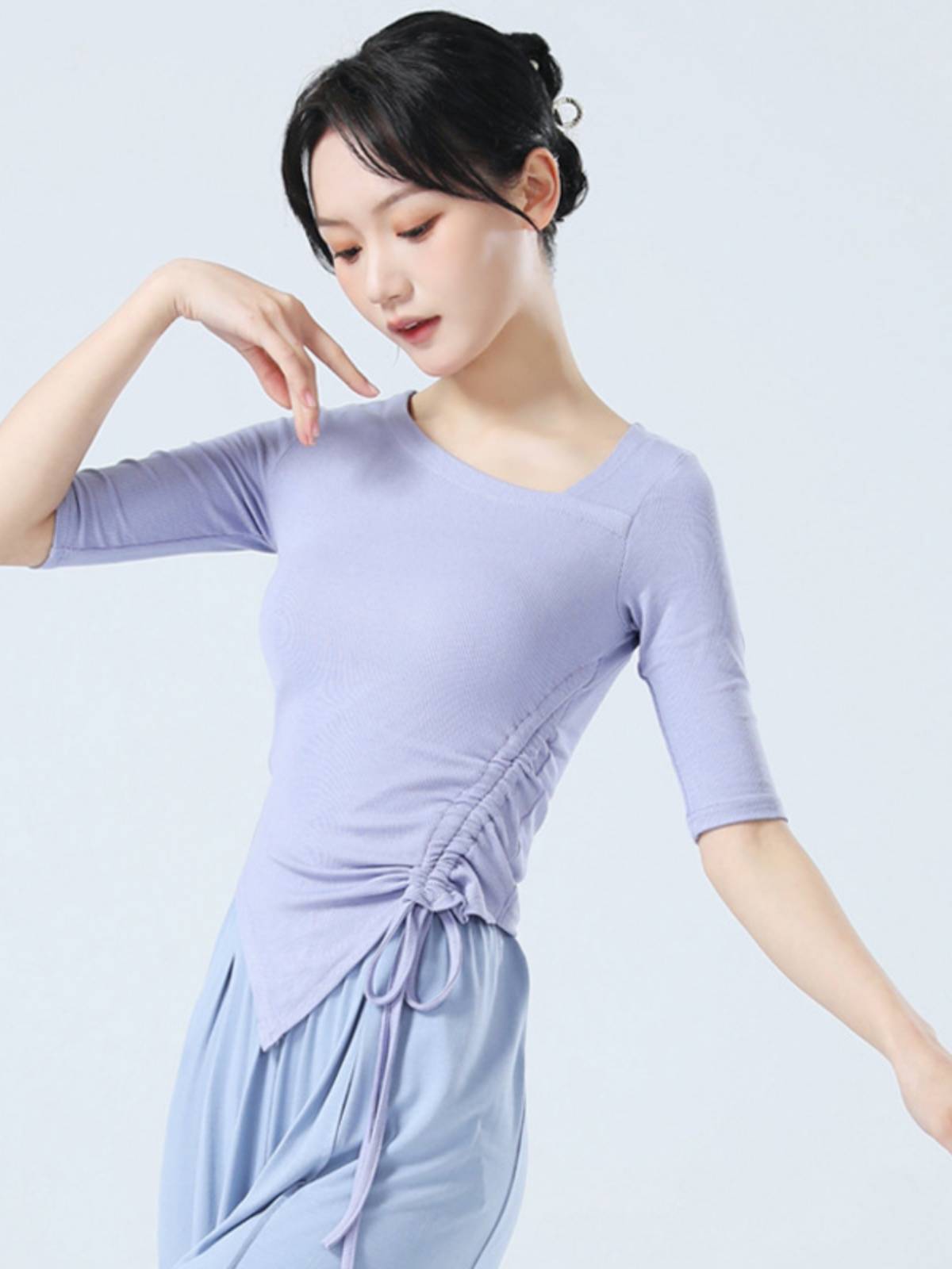 Modern dance exercise, female new dance service slim sleeve drawing design sense classical dance adult figure top