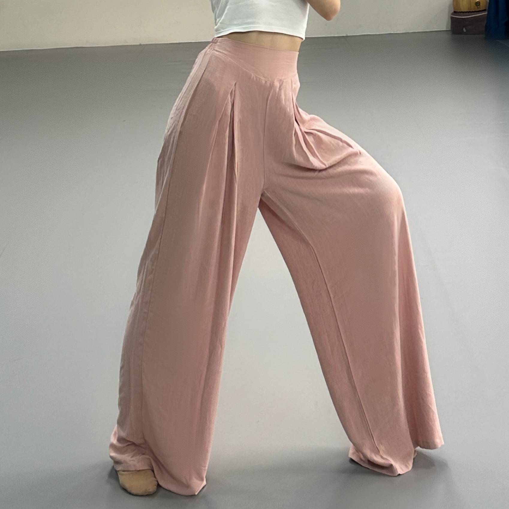Cotton and linen modern dance exercise pants female new wide -leg cotton and linen loose dance pants classical dance adult dance