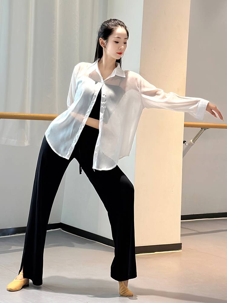 Large size dance shirt loose female adult practice service Chinese dance service modern dance shirt body performance service