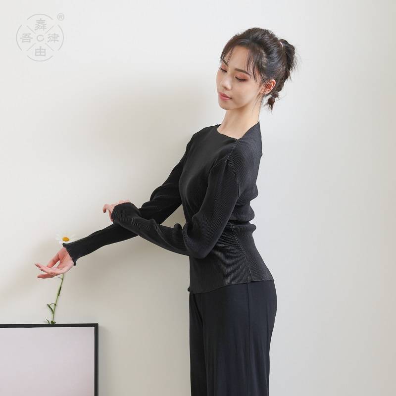Dance is performed by my density pleated modern dance service long -sleeved training skills everyday versatile loose and comfortable top