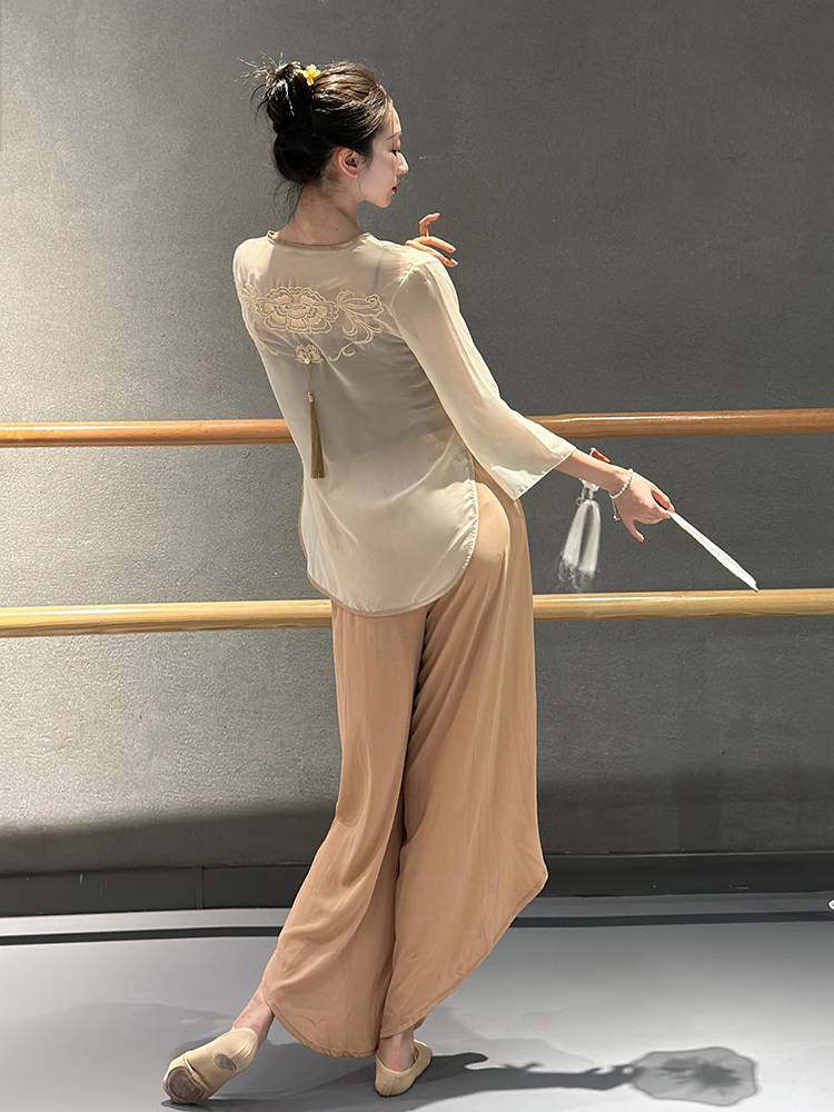 Classical dance service modern dance practice service female elegant split dance pants performance clothes wide -leg scissors pants